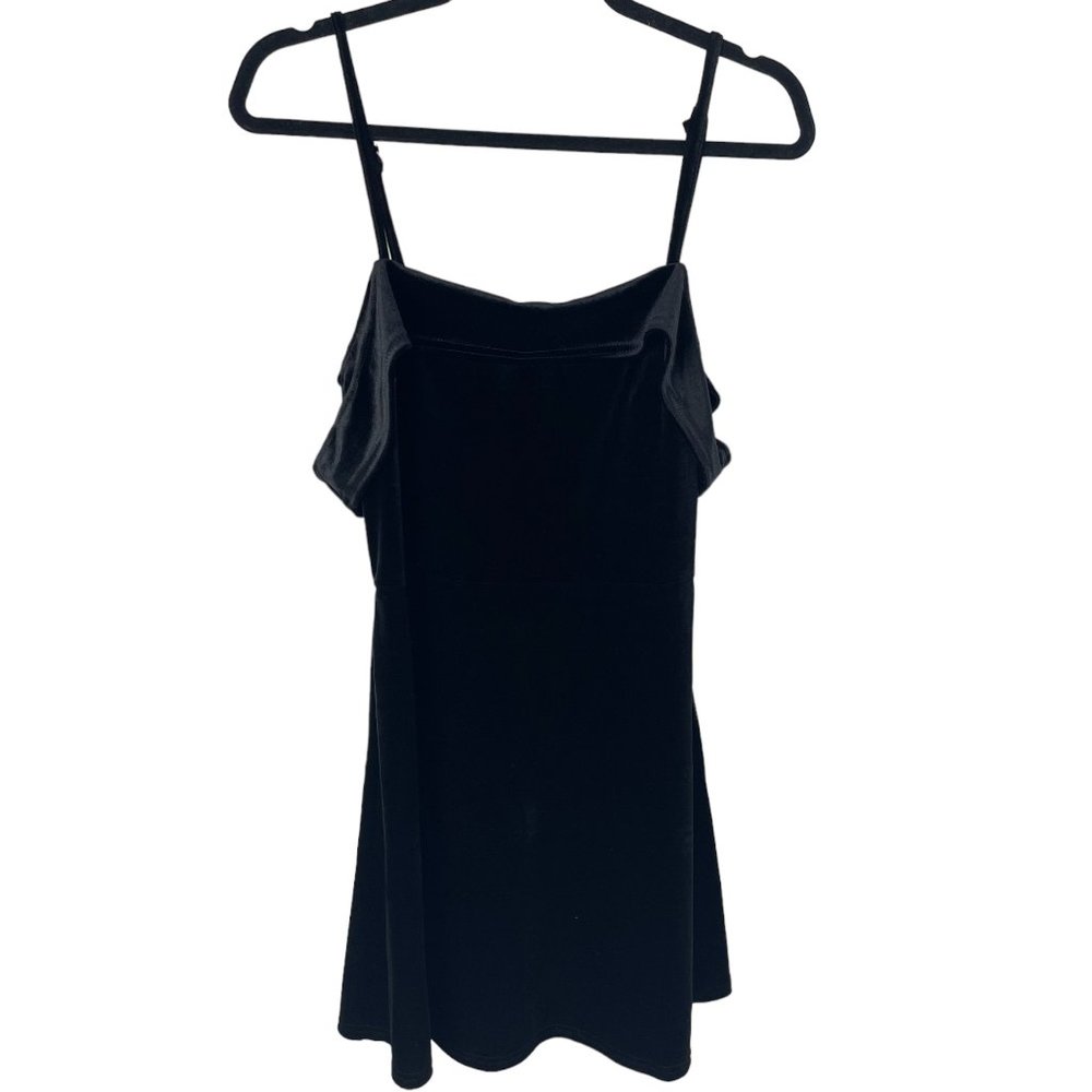 HONEY PUNCH Black Cold Shoulder Velvet Mini Dress - Picture 2 of 7